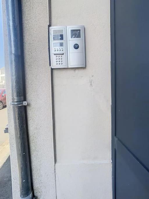 Stud Confort Centre Ville 4Pers Saint-Quentin  Zewnętrze zdjęcie